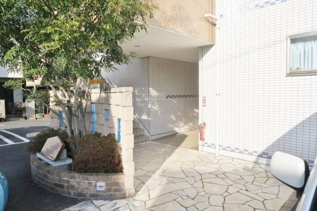 アンジェリーナのエントランス