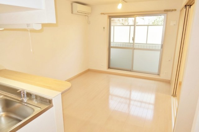 アンジェリーナの居間・リビング|※イメージ別号室写真