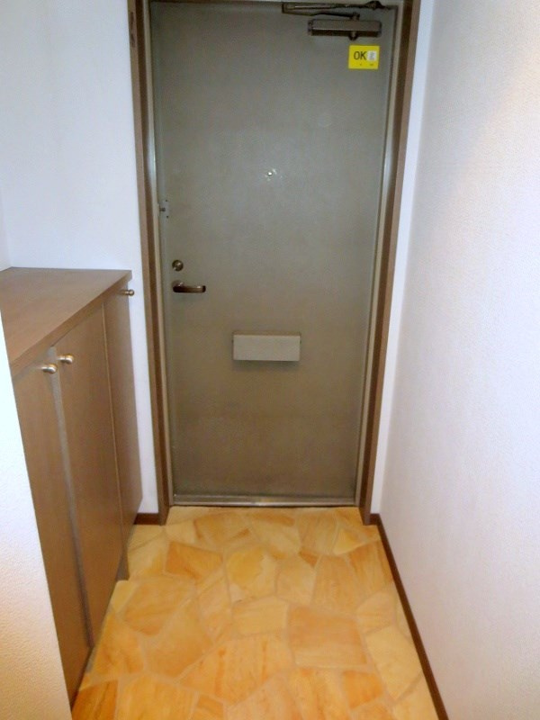 ラミーユ浦和ハイライズファースト・キャッスルの玄関|きれいな玄関です