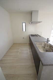 【キッチン】 | 【仲介手数料無料！！】日野市三沢5丁目　新築戸建て（全2棟）2号棟　4999万円