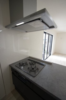 【キッチン】 | 【仲介手数料無料！！】日野市三沢5丁目　新築戸建て（全2棟）2号棟　4999万円