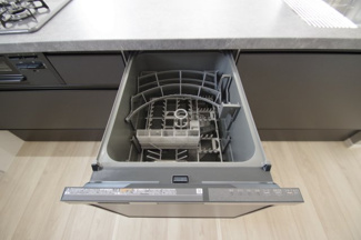 【キッチン】 | 【仲介手数料無料！！】日野市三沢5丁目　新築戸建て（全2棟）2号棟　4999万円 | ビルトイン食洗機