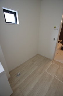 【ランドリースペース】 | 【仲介手数料無料！！】日野市三沢5丁目　新築戸建て（全2棟）2号棟　4999万円