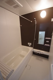 【浴室】 | 【仲介手数料無料！！】日野市三沢5丁目　新築戸建て（全2棟）2号棟　4999万円 | 1坪タイプの浴室