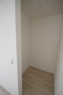 【収納】 | 【仲介手数料無料！！】日野市三沢5丁目　新築戸建て（全2棟）2号棟　4999万円