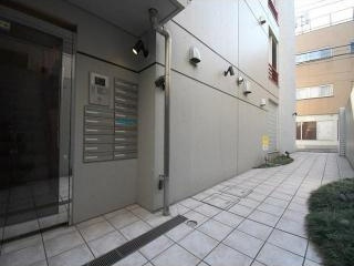 ＭＯＤＵＬＯＲ祐天寺のエントランス