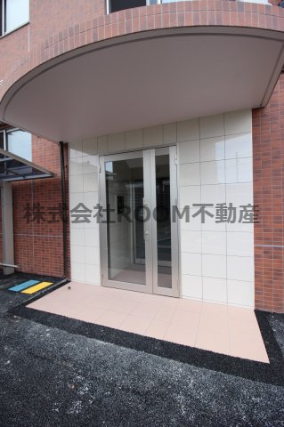 Miracle Gardenのエントランス|建物の内部です