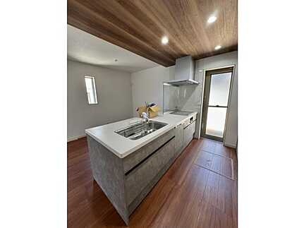 広島市安佐南区上安2丁目　新築一戸建て(全3棟)のキッチン