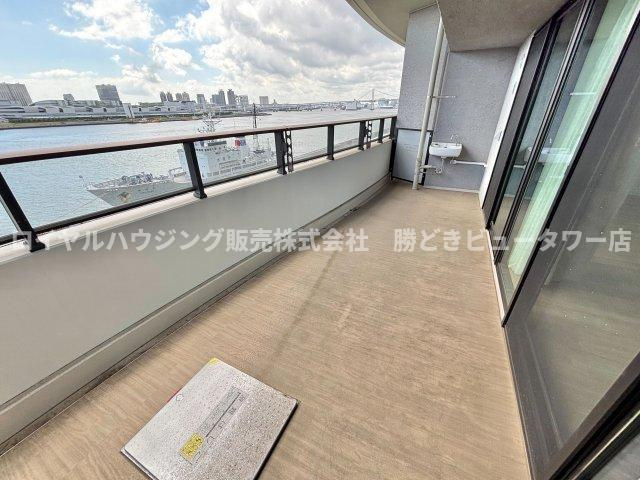 【バルコニー】