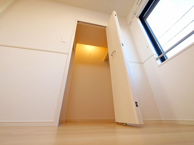 エレガンス　ハーモニーの玄関|専用の収納スペースです