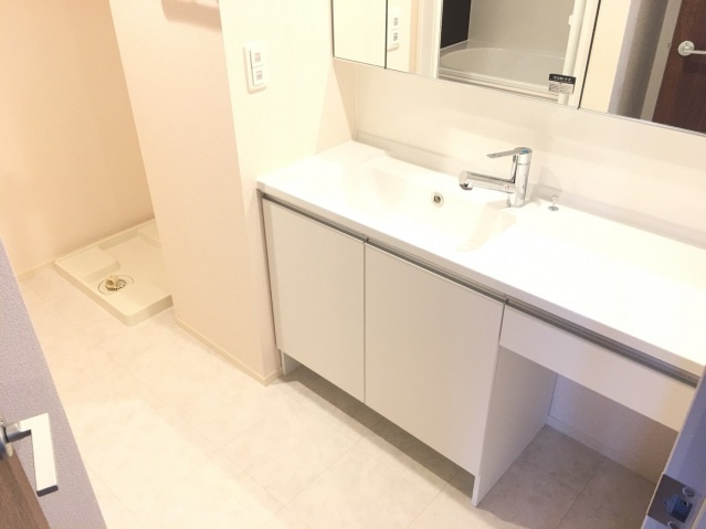 【洗面所】 | D-roomみのり | 反転タイプの写真