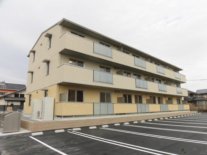 ウエスト ヴィレッジⅢ