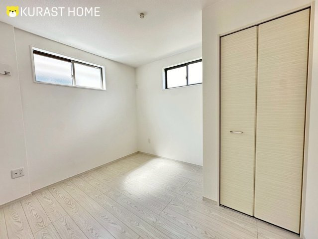 京都市西京区大原野上里鳥見町　新築戸建の洋室