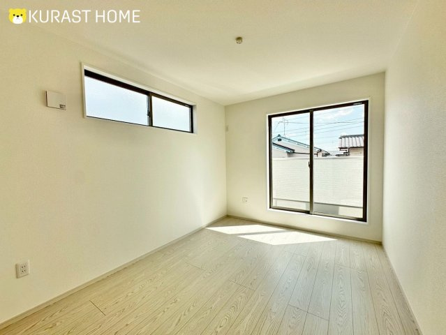 京都市西京区大原野上里鳥見町　新築戸建の洋室