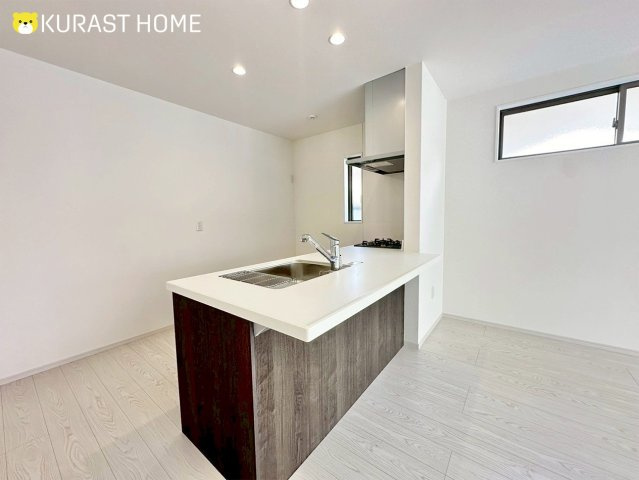 京都市西京区大原野上里鳥見町　新築戸建のキッチン