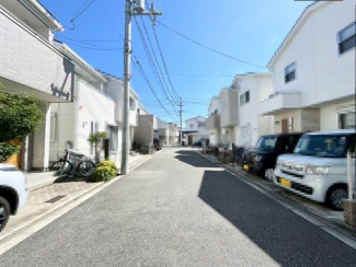 【前面道路含む現地写真】 | 高槻市北大樋町　中古戸建