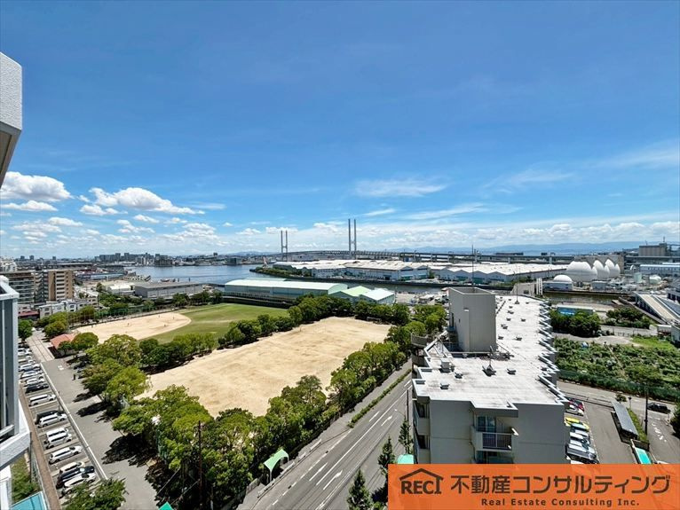 ユニハイム魚崎3号棟の展望|近隣にはスーパー多数