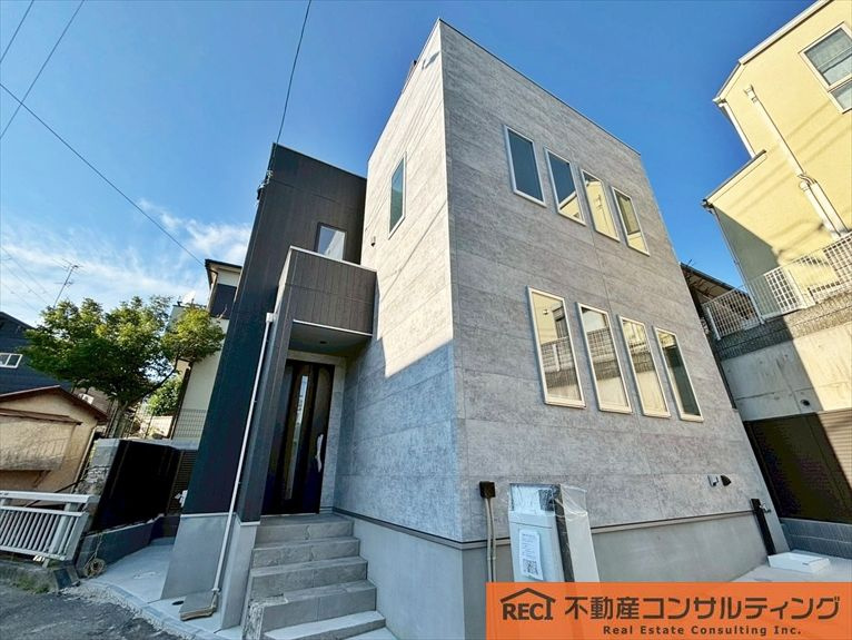 神戸市灘区高羽町3丁目　新築戸建