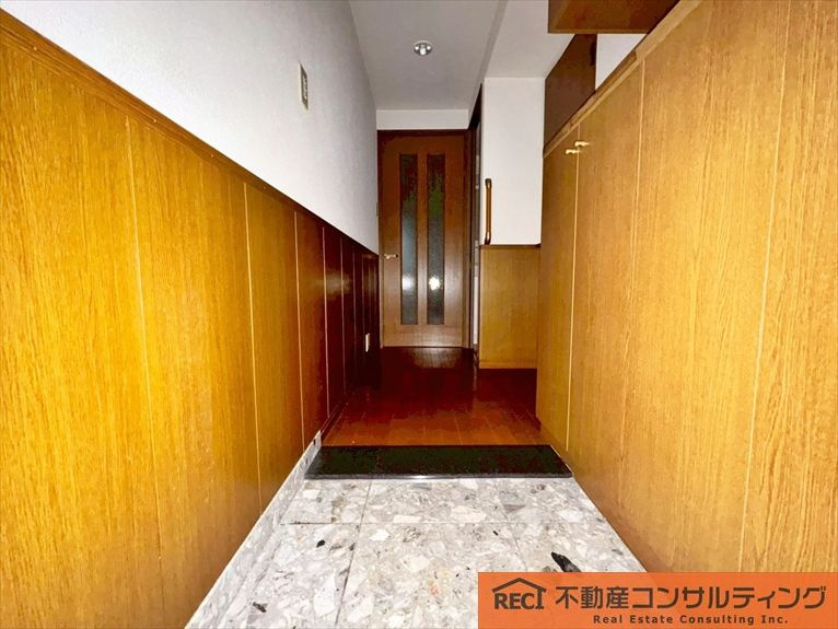 プレステージ六甲道駅前の玄関