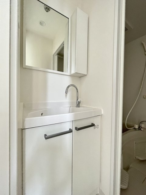 杉並区高円寺南４丁目の賃貸マンションの独立洗面台