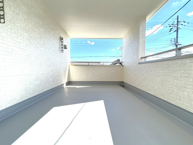 全３区画★完成物件につき即入居可★リーブルガーデン亀岡市千代川町３期のバルコニー|バルコニー