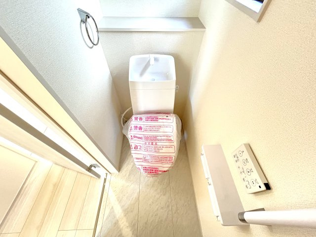 全３区画★完成物件につき即入居可★リーブルガーデン亀岡市千代川町３期のトイレ|トイレ