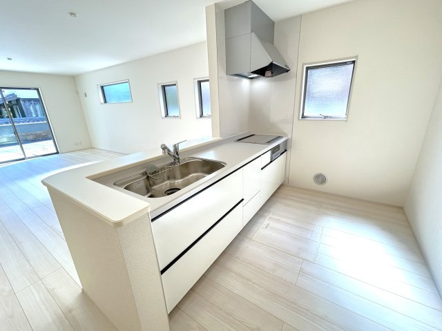 全３区画★完成物件につき即入居可★リーブルガーデン亀岡市千代川町３期のキッチン|キッチン