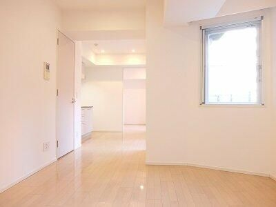 プライムアーバン笹塚の洋室