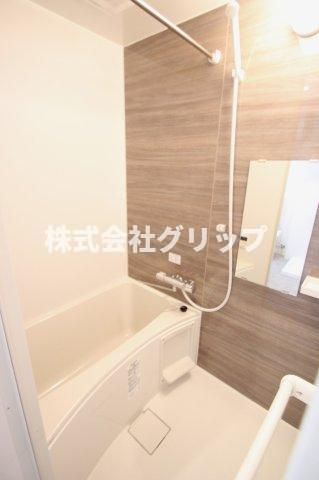 クレヴィスタ阪東橋の浴室