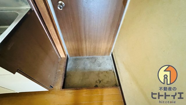 BESTHOUSE納楚の玄関