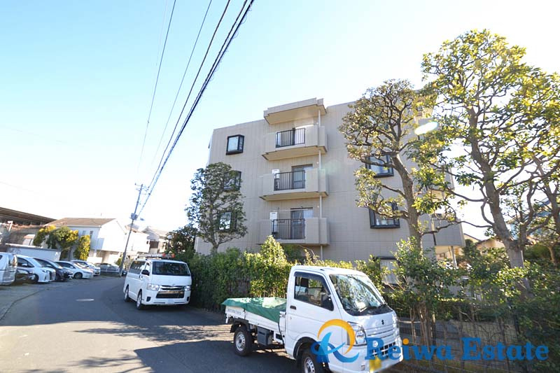 アザリア茅ヶ崎の外観