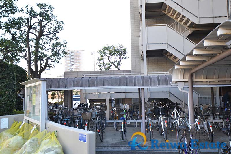 アザリア茅ヶ崎の駐輪場