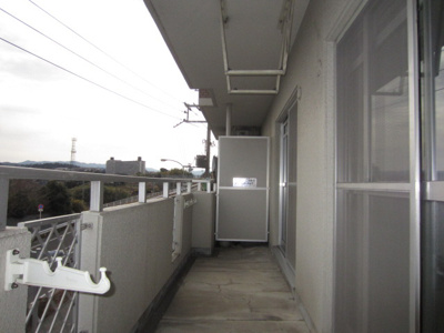 【バルコニー】 | ヒュース一丘弐番館