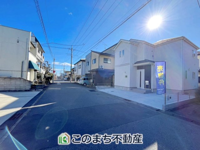 【前面道路含む現地写真】 | ハートフルタウン東武江曽島駅2期　A号棟 | 前面道路含む現地写真