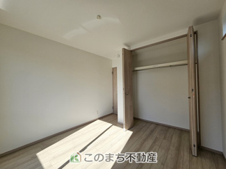 【洋室】 | ハートフルタウン東武江曽島駅2期　A号棟 | 南向きで陽当たりの良い洋室♪風通しもよく快適です☆