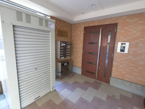 【エントランス】