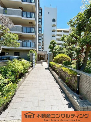 【エントランス】 | プレジール魚崎