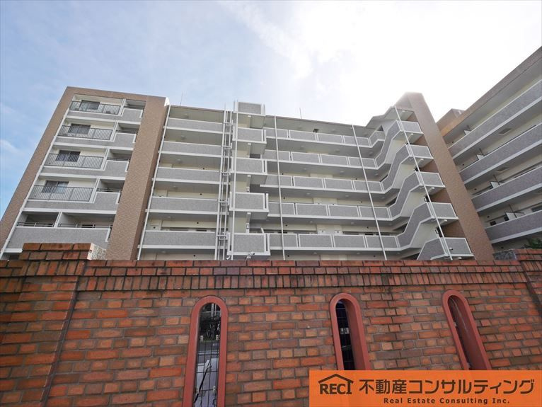 ネバーランド上甲子園の外観