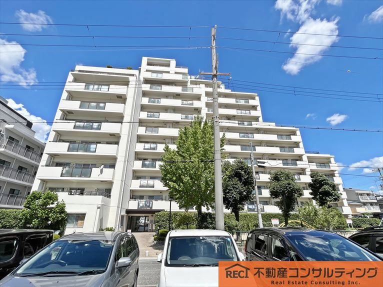 コスモ芦屋川西の外観