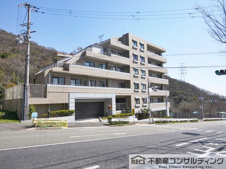 ドムール六甲山手の周辺