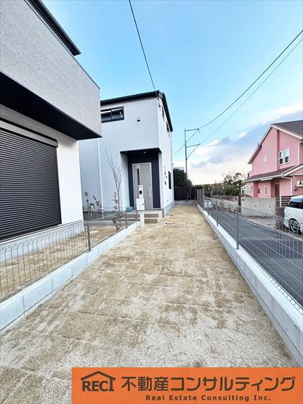 神戸市東灘区鴨子ヶ原3丁目　新築戸建　1号棟の駐車場