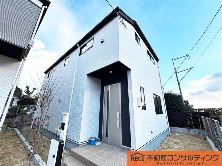 神戸市東灘区鴨子ヶ原3丁目　新築戸建　1号棟の外観|前面道路広々6ｍ！