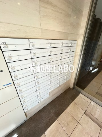 HRフロントリーガル難波WESTのその他