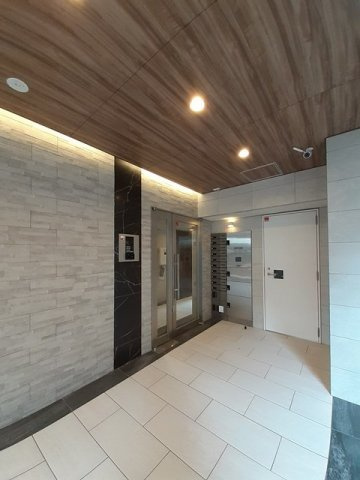 モン　エール　西日暮里のエントランス