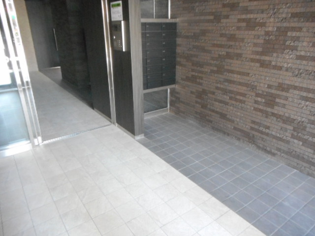 ラプリマグランデのエントランス