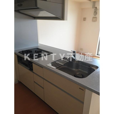 【キッチン】 | ＬａＳａｎｔｅ五反田 | コンパクトなキッチンで掃除もラクラク