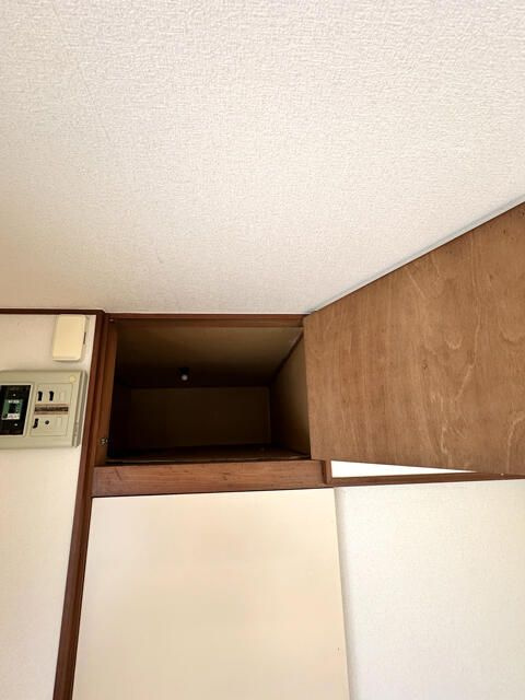 横浜市港南区東永谷１丁目のアパートの収納