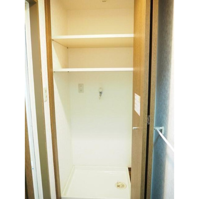 【設備】 | ルーブル中野南台 | 室内洗濯機置き場。