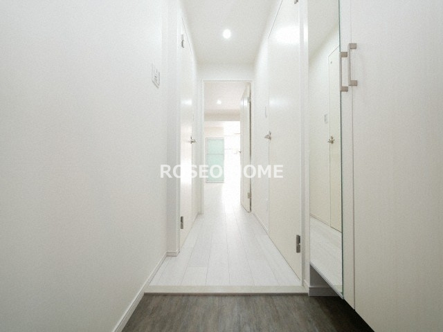 L-IDEA OTEMAE の玄関