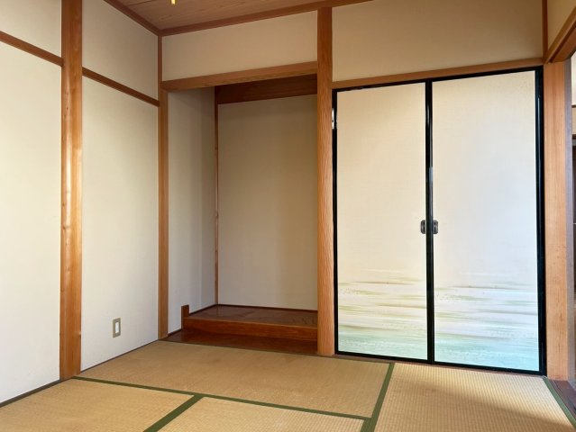 中古戸建　岐阜市粟野東1丁目　平成15年築の和室